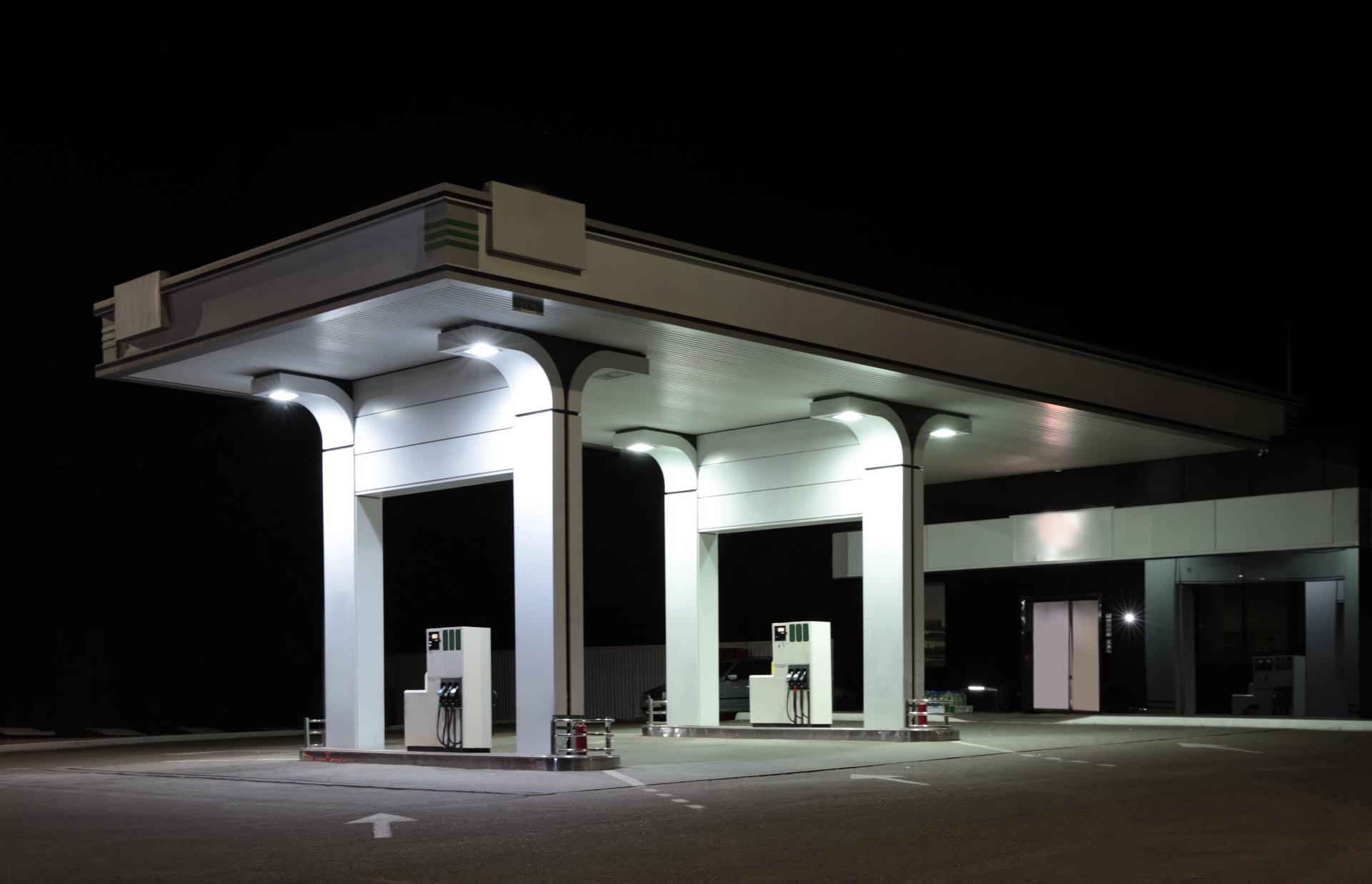 Gasolineras y estaciones de servicio